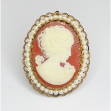 brosa-pandant "victorian revival". camee acrilica. XL. cca 1950 Germania